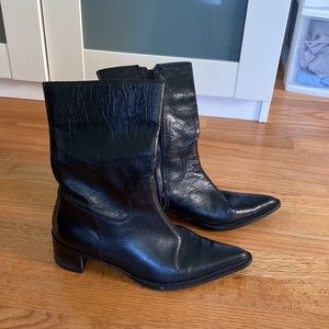 Black fashionable leather boots (above ankle) 7.5 Great condition,Etienne Aigner